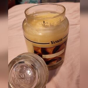 Vintage Yankee Candle French Vanilla 22oz (Gently Used)